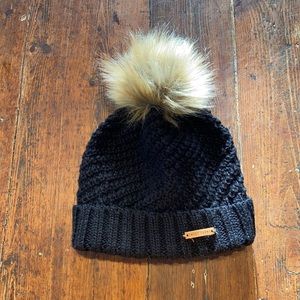 Pom Pom winter beanie
